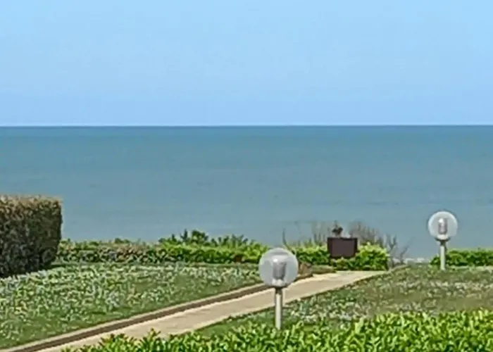 Apartment Avec Vue Sur La A - 30 M² *